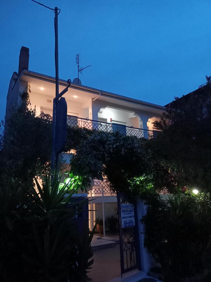 Villa Stegiovana สตาวรอส ภายนอก รูปภาพ